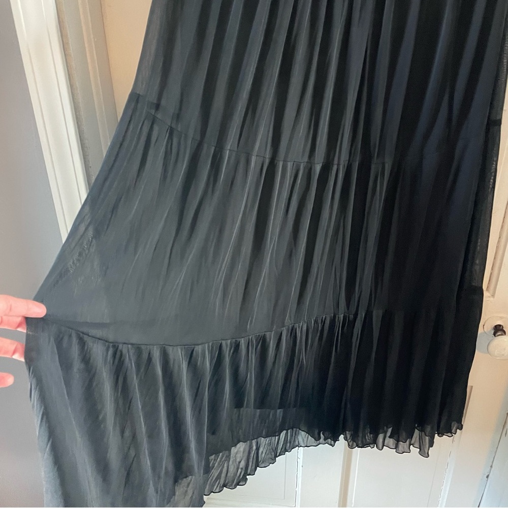 Black Tiered Skirt Boho Elastic Waist Sz M dark cottagecore - Picture 3 of 6